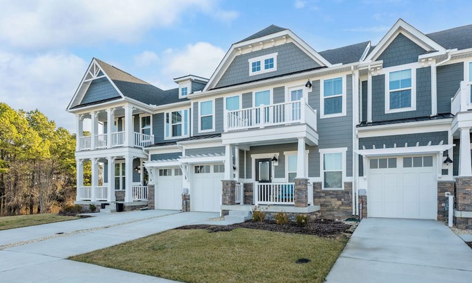 Lewes Villa | New 5BR/4.5 Bath Luxury Villa in Lewes, DE - Walking Distance to Lewes Beach!