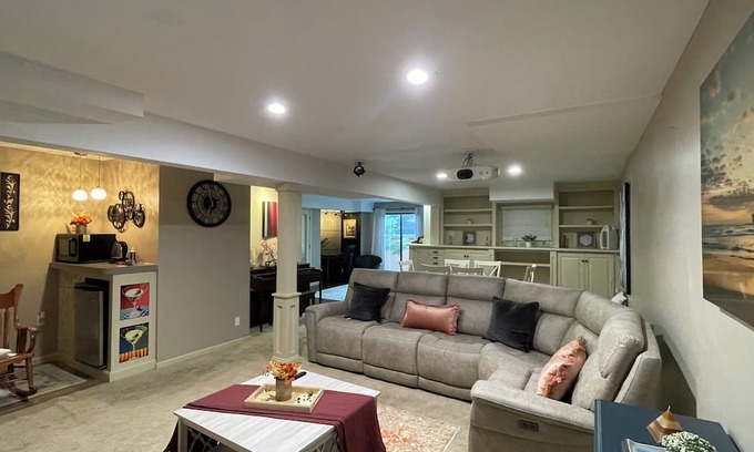 Olathe House | Spacious private 2-bedroom, 1 bath house in awesome Olathe with fitness room, AC