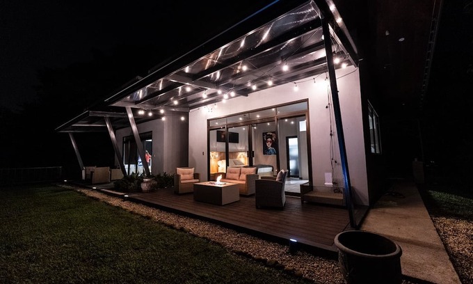 Bijagua Cabin | Cozy Lodge near Río Celeste with AC
