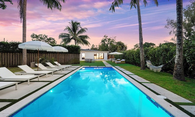 Miami Shores House | Villa Parque Pickleball/Volleyball/Bball/MiniGolf