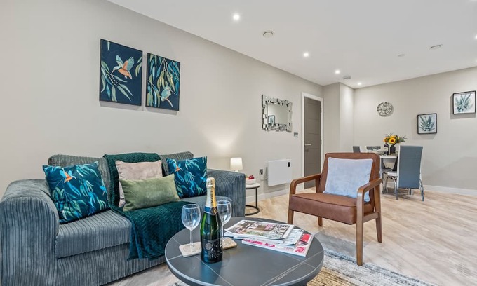 Bordesley Apartment | Stylish 1 Bed Flat in Birmingham City Centre