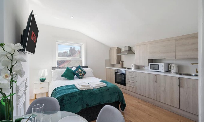 Tooting Apartment | Prestige 1- Bedroom Flat in Central London – Close to Top Tourist Attractions