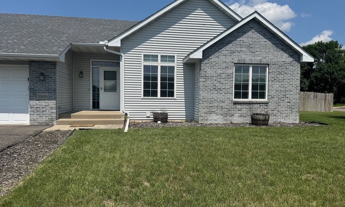 Big Lake House | Superb 5-bedroom house in Big Lake in friendly, safe neighborhood.