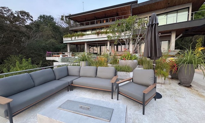 Nosara Villa | Villa Enlightened/Ocean View/Walk to Beach
