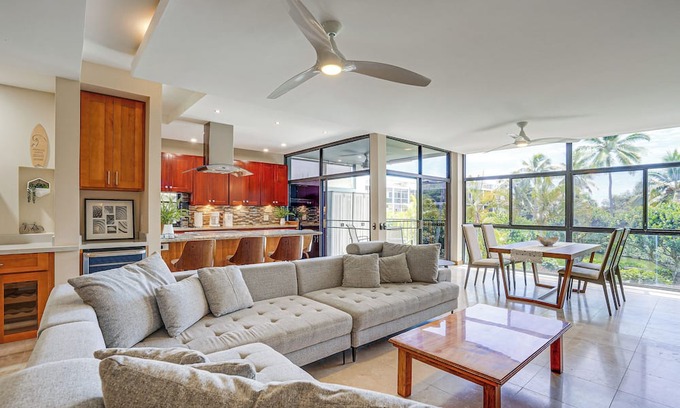 Enchanted Lake Condo | 1 Mi to Beach, Remote Work Hub: Modern Kailua Gem!