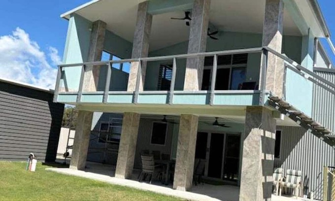 Orchid Beach House | Newly built, everything you need for a relaxing break on Fraser (K'Gari).