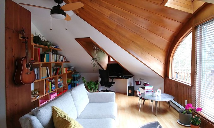 Val David Ski Chalet | Maison du luthier - 2 km from Val-David village, in the middle of the forest! Ideal for families