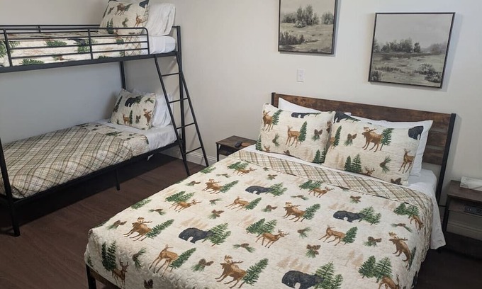 Canaan Apartment | South of the Border VT Room 6
