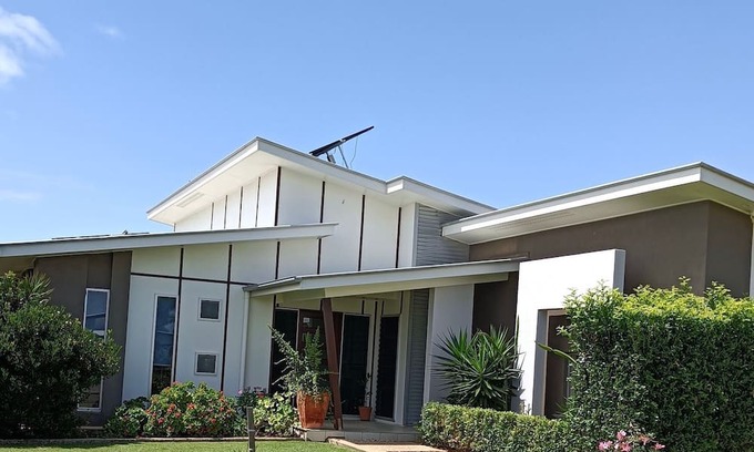 Bargara House | 17 Bargara Lakes Drive Bargara