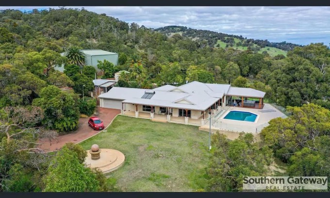 North Dandalup Resort | Luxury getaway 1hr from Perth