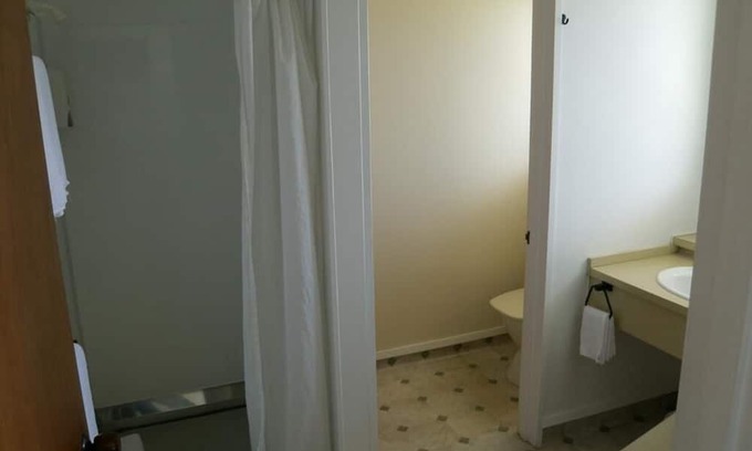 Napier Hotel | The Napier Nest Motel Experience