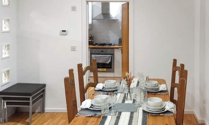 Plympton Cottage | 2 bedroom accommodation in Plympton