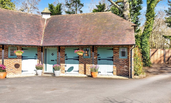 Liphook House | Countryside Retreat on Surrey/Hampshire Border