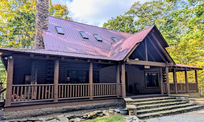 Slaty Fork Cabin | Amazing 5-bedroom cabin only 5 miles from Snowshoe Village