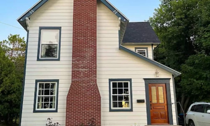 Gouverneur House | Charming 3-bedroom house in Gouverneur with private basketball court.