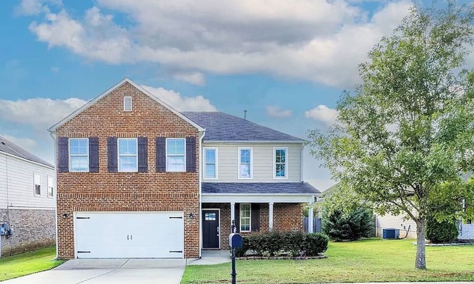 Coker House | Game Day Getaway – Sleeps 10 Plus - 20 Minutes from Bryant-Denny Stadium