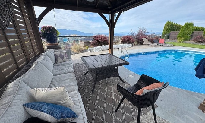 Foothills Apartment | Lakeview Getaway with Hot Tub + Pool near Silver Star