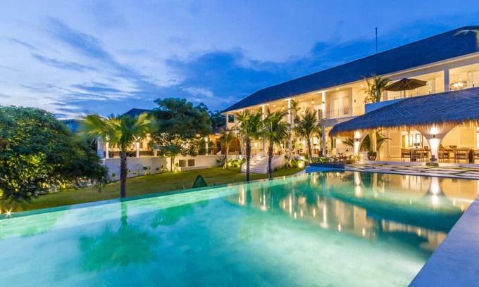 Pecatu Villa | Imagine Your Family Renting a Luxury 5 Bedroom Holiday Villa with Stunning Ocean Views