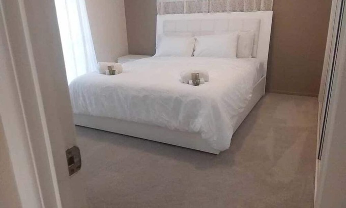 The Range House | Tranquility On King Rockhampton