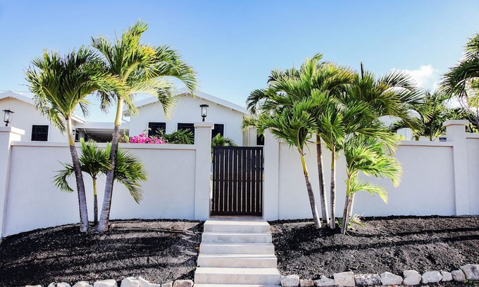 Dickenson Bay Villa | Casa del Sol. Beautifully appointed four bedroom villa with stunning views!