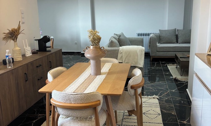 Algiers Apartment | Bright Sea View 3-bedroom apartment in Raïs Hamidou