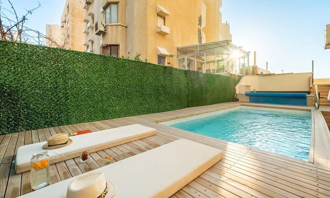 Netanya Apartment | Netanya Beachfront Bliss Apartments