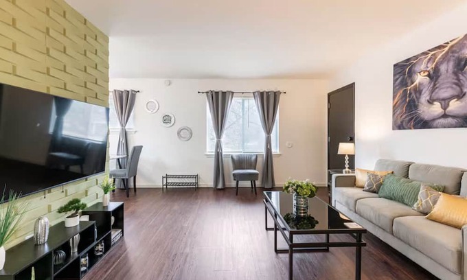 Florissant Apartment | Stylish & Cozy: Fully Furnished Long-Term Rental in Florissant, MO