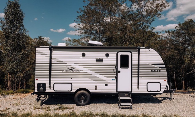 Williamstown RV Rental | Peaceful Glamping in charming Williamstown by Ark Encounter