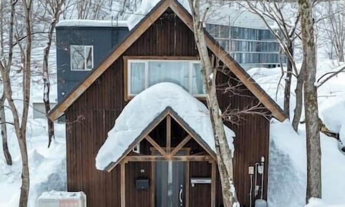 Hirafu Ski Chalet | Nature Chalet by Elite Havens