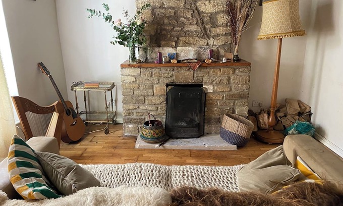 Frome Cottage | Enchanting 1 bedroom cottage in Frome
