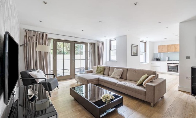 Swiss Cottage Apartment | Pass the Keys | Stylish Luxury Flat in Prestigious St John's Wood