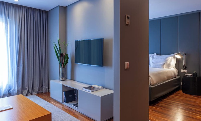 Santo Antonio Hotel | 2 Comfy Units at Altis Prime, Full Kitchens, Rooftop Sundeck, Onsite Jacuzzi!