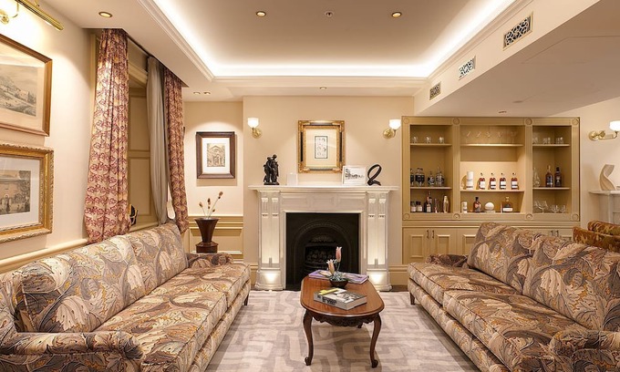 Dawes Point House | Darling Manor IBO - Hosted by L'Abode