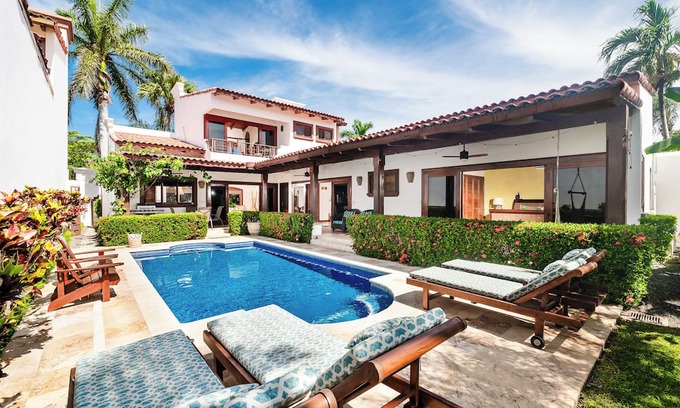 Playa Langosta House | Newly renovated 3-bedroom house with private pool in Playa Langosta