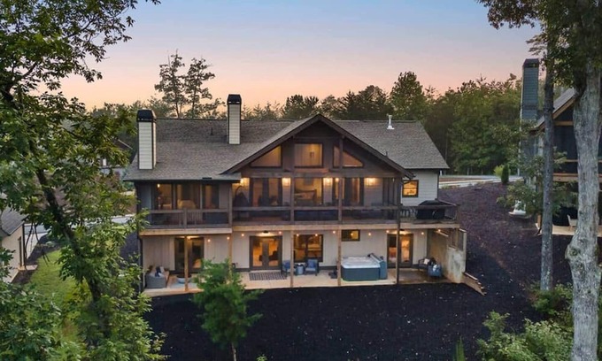 Ellijay House | Summit Comfort - Ellijay, GA