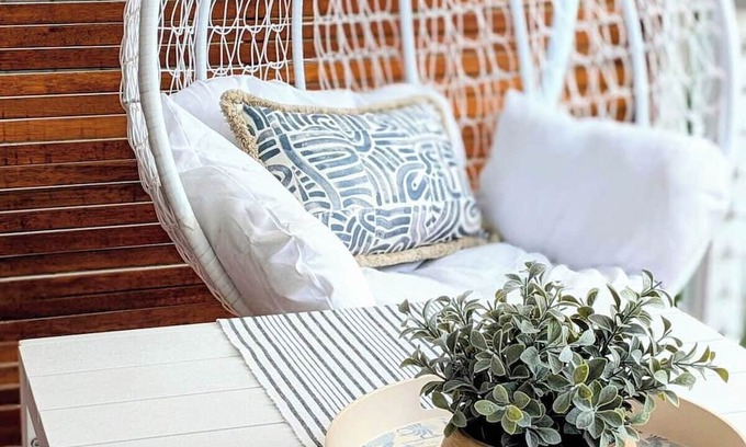 Vincentia Cottage | Charming Coastal Cottage Retreat