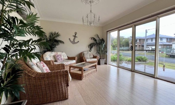 Berrara House | Sought After Location