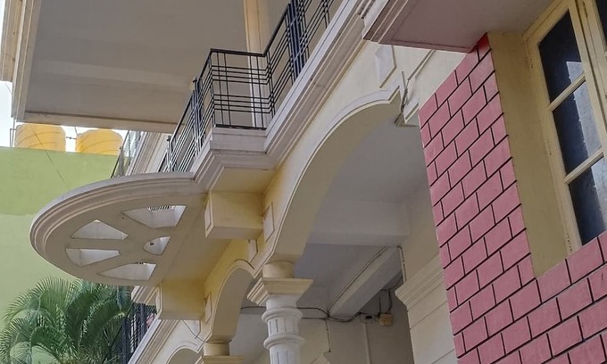 Gokulam Apartment | VARSHA ENCLAVE WHITE HOUSE
