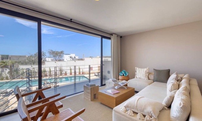Los Cabos House | New & Elegant 4Bedroom House, Steps from the Beach