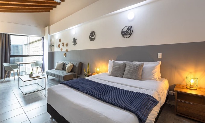 La Candelaria House | Central location, close to Tranvia