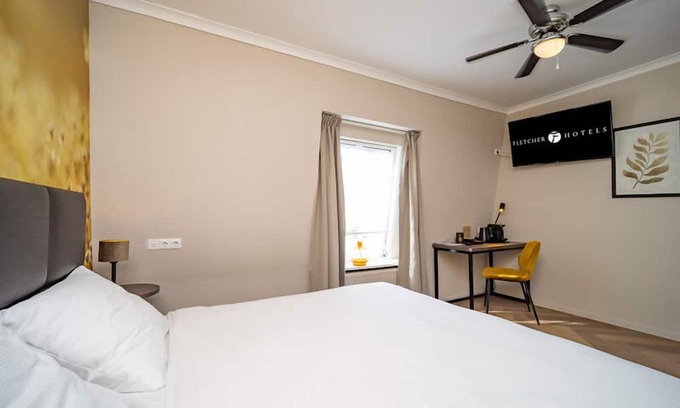 Made House | Tranquil Stay Near Efteling, Wildlife Park & Biesbosch Boats | 2 Units