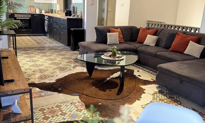 Alicante Apartment | Luxurious boutique apartment, central Alicante - perfect for city and beach