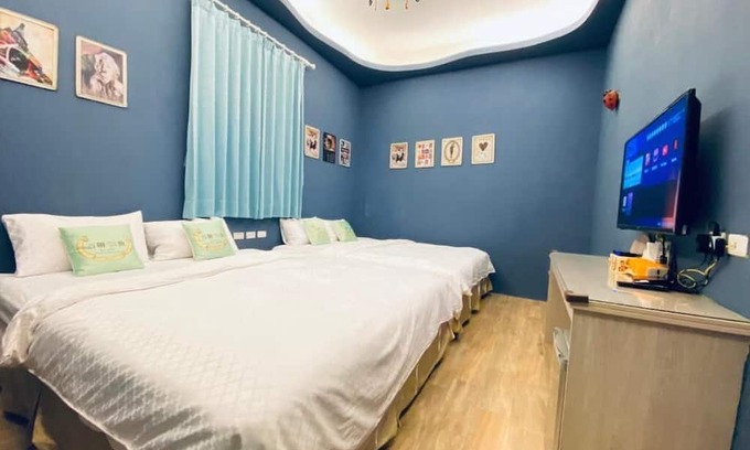 Sail Rock Beach Apartment | Double Room with Balcony and Sea View