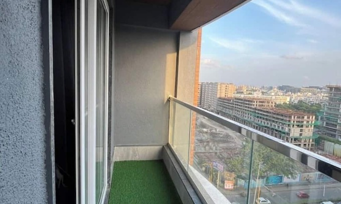 Viman Nagar Apartment | Vimannagar-Brand New 3bhk Fully Furnished aprtment