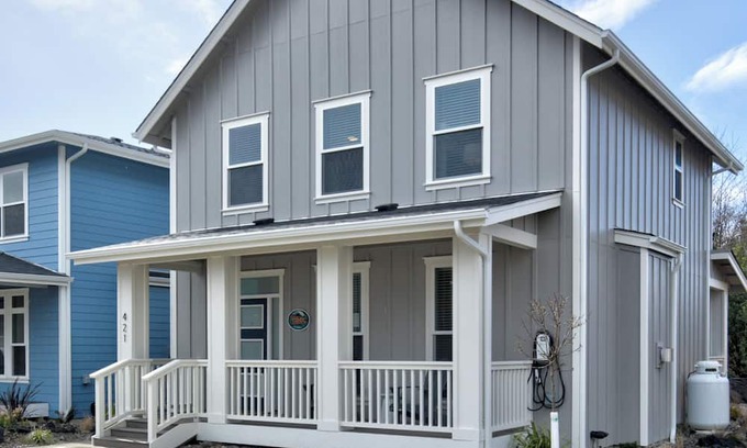 Ocean Shores House | Back to the Beach - Oyhut Bay Seaside Resort