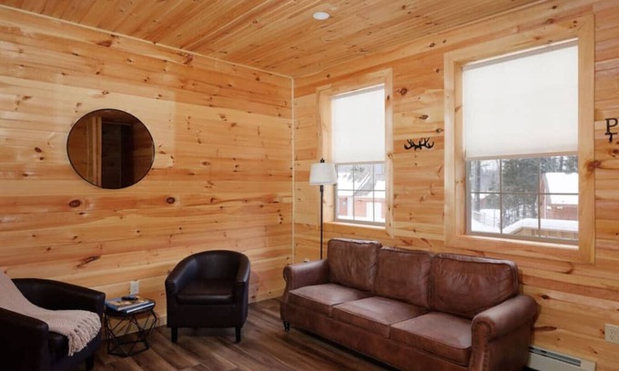 Bethlehem Cabin | Cedar Select – Cozy Cabin Townhouse