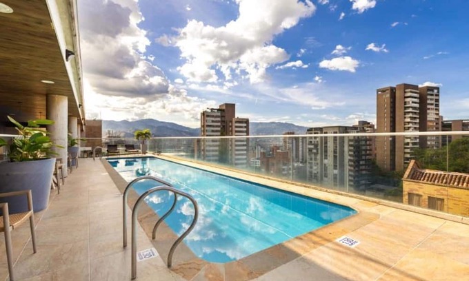 El Castillo Apartment | El Poblado near Provenza, cool apartment with swimming pool and sharing areas.