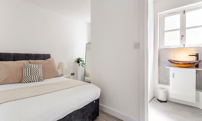 St. Johns Wood Apartment | Modern 1 Bed - St Johns Wood