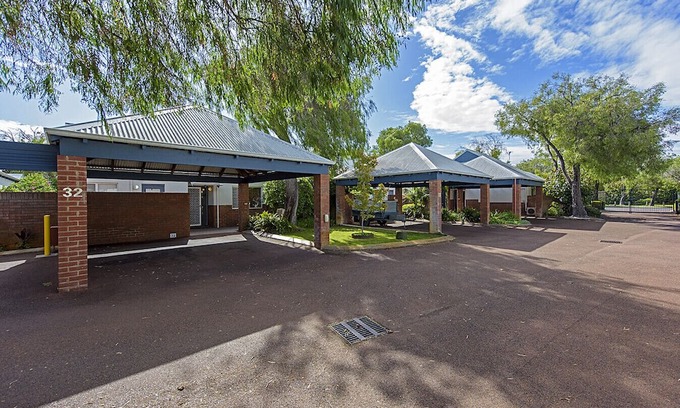 Broadwater Villa | Blue Horizon Retreat