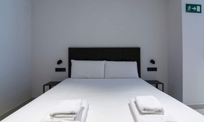 Sant Antoni Apartment | Comfort and Style for 3 in Morvedre